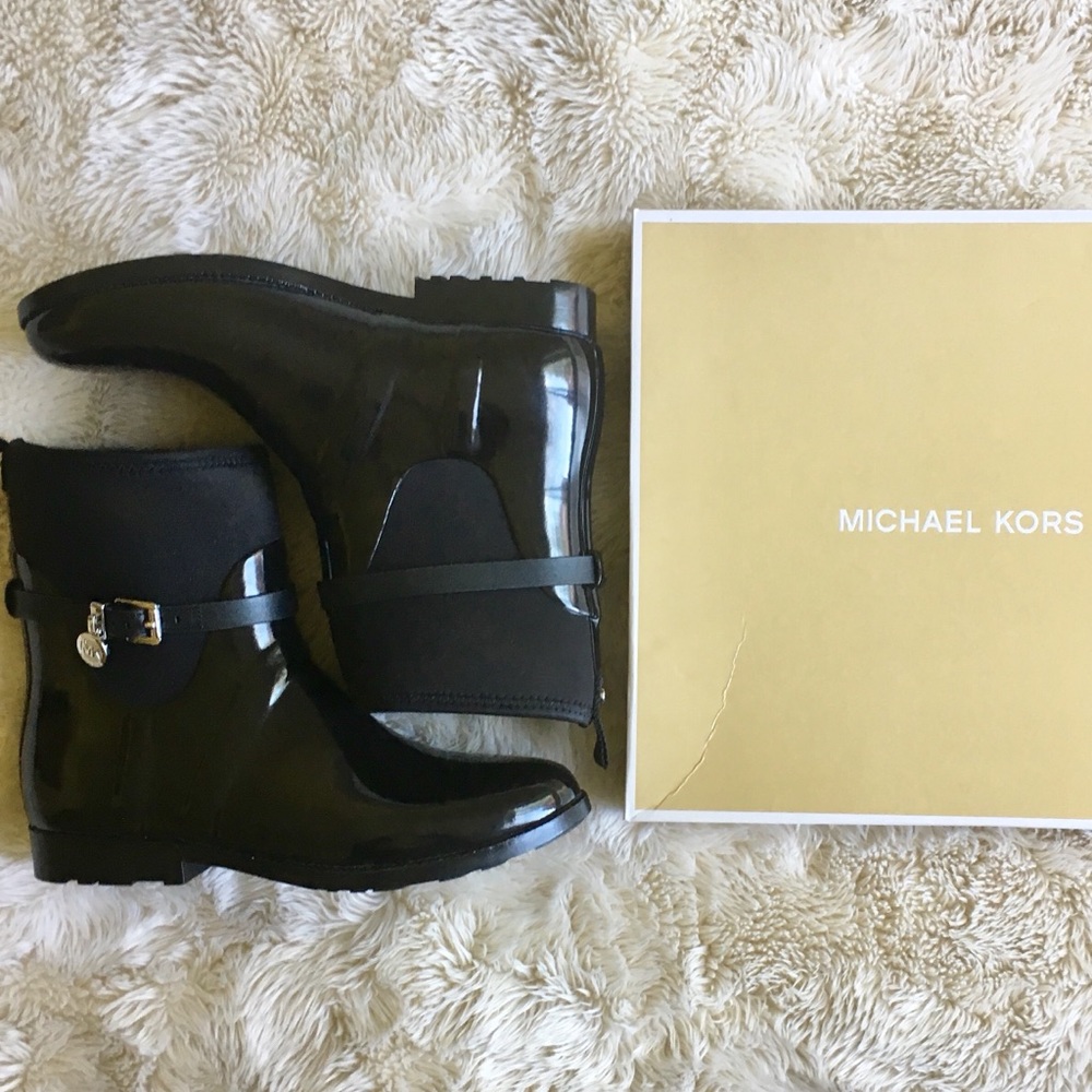 Michael Kors Charm Stretch Rain Bootie Women Sz 10